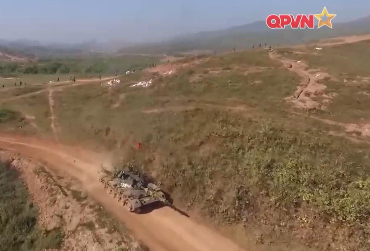 Đây cũng là chiến thuật đòi hỏi phải có nghệ thuật cầm quân điêu luyện, "khớp" được mệnh lệnh và ám hiệu giữa nhiều lực lượng để có thể hiệp đồng hoàn hảo nhất. Nguồn ảnh: QPVN.