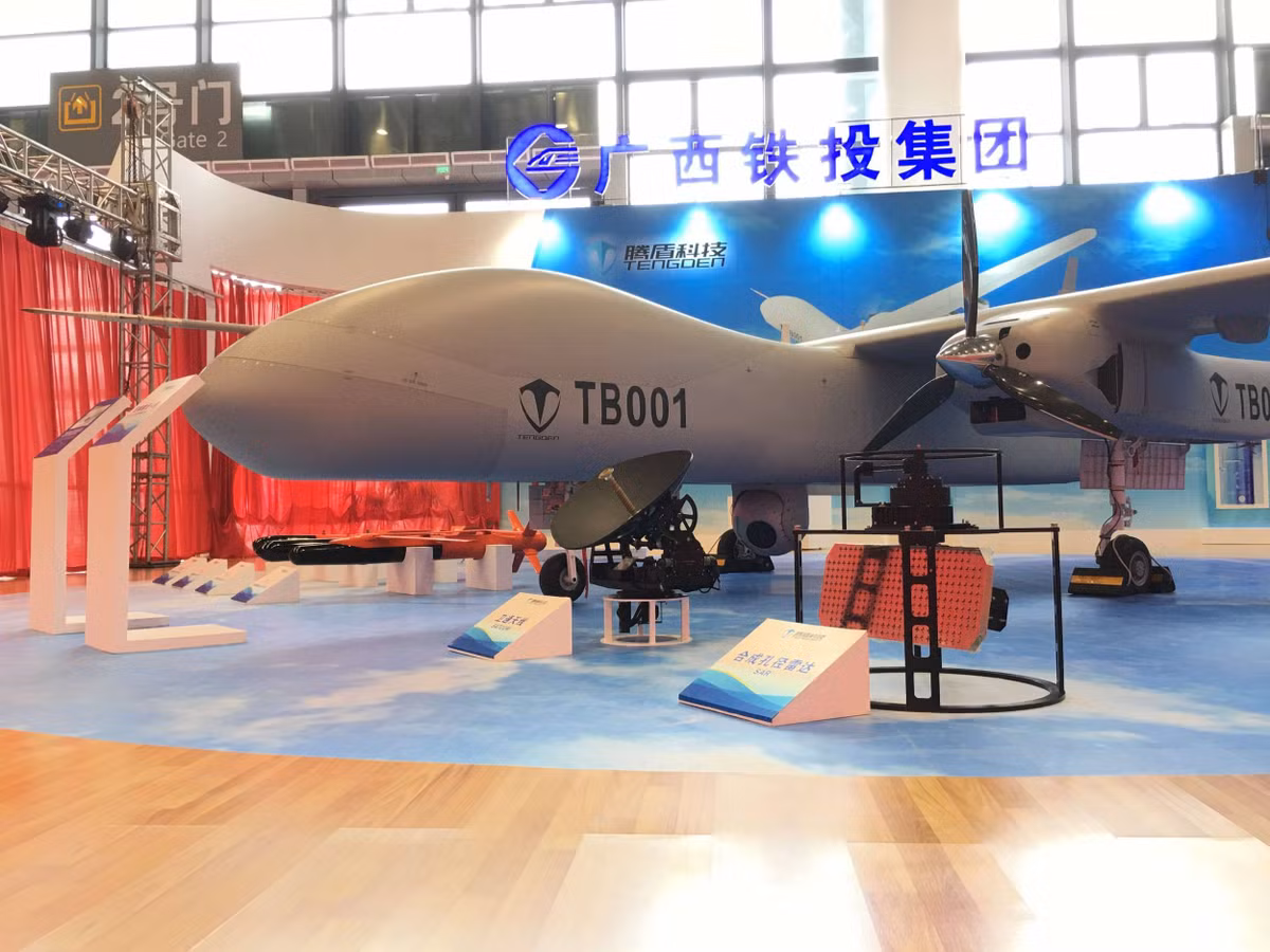 Trong tương lai, không rõ Trung Quốc liệu có xuất khẩu loại máy bay này ra người ngoài hay không. Nguồn ảnh: Livejournal.