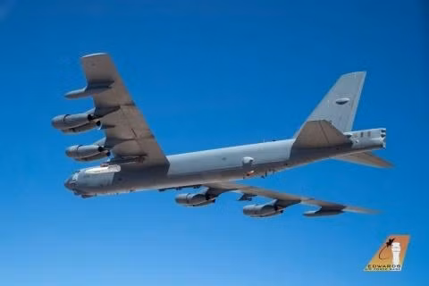 Căn cứ vào những thông tin này có thể nhận thấy, AGM-183A có tốc độ nhanh hơn hẳn tên lửa Kinzhal khi tên lửa Nga chỉ đạt trên Mach 10.