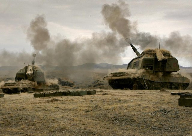 Cụ thể, khi các loại máy bay, trực thăng cần hạ cánh để nạp lại nhiên liệu hoặc tái trang bị vũ khí, toàn bộ khu vực đó sẽ bị "trống" hoả lực yểm trợ hoặc cần tăng cường thêm máy bay ở khu vực lân cận. Nguồn ảnh: Pinterest.