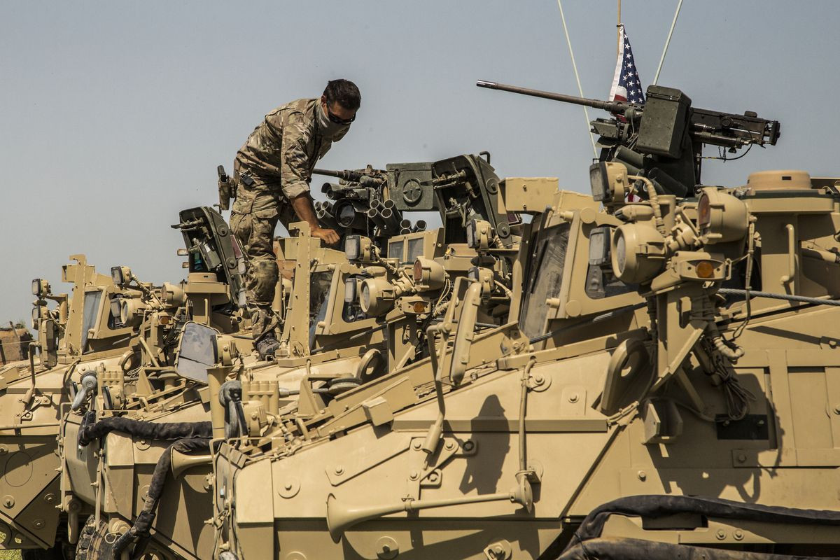 Thậm chí trong bức thư nhầm lẫn này, phía Mỹ còn phác thảo sơ qua kế hoạch rút lui khi sẽ cử các trực thăng vận tải sử dụng "Vùng Xanh" của Baghdad gần nơi đặt Đại sứ quán Mỹ để phục vụ cho việc lui quân. Nguồn ảnh: Pinterest.