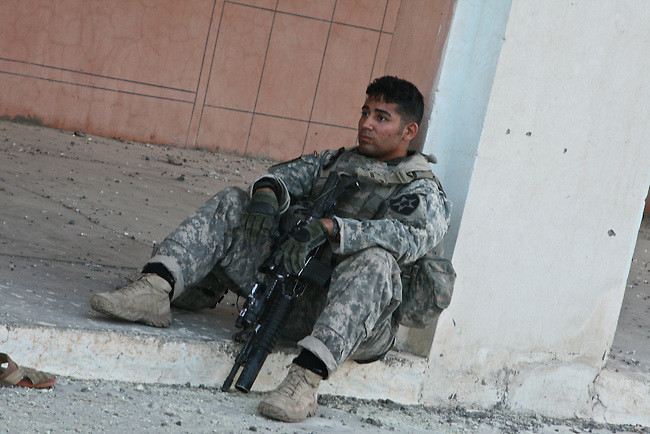 Thông tin trên được người phát ngôn Lầu Năm Góc khẳng định hôm thứ ba vừa rồi. Cũng theo lời phát ngôn này, trong 16 lính Mỹ được chẩn đoán bị chấn động não gần đây nhất đã có 15 người quay trở lại tiếp tục nhiệm vụ. Nguồn ảnh: BI.