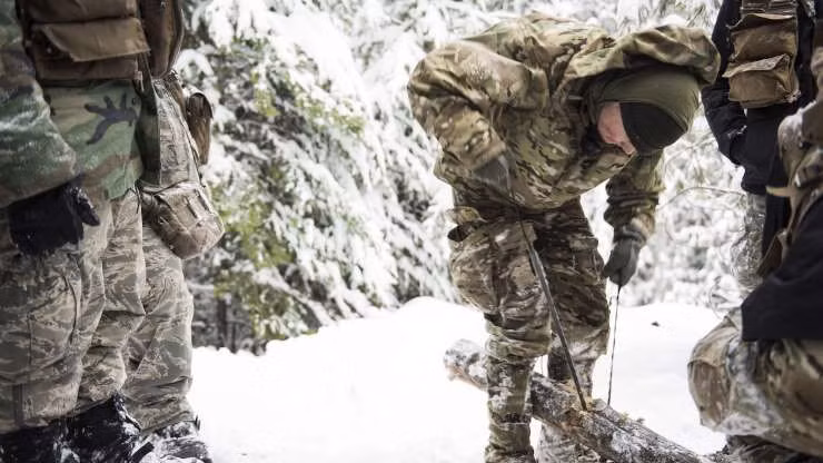 Bãi huấn luyện Cusick của Không quân Mỹ có diện tích 494.250 mẫu, nằm ở bang Washington.