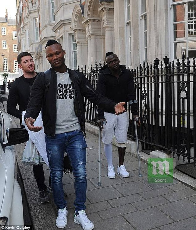 Nhận lương khủng hằng tháng nhưng cầu thủ này cũng không chi tiền vô tội vạ để tham gia các bữa tiệc xa xỉ như một số cầu thủ khác.