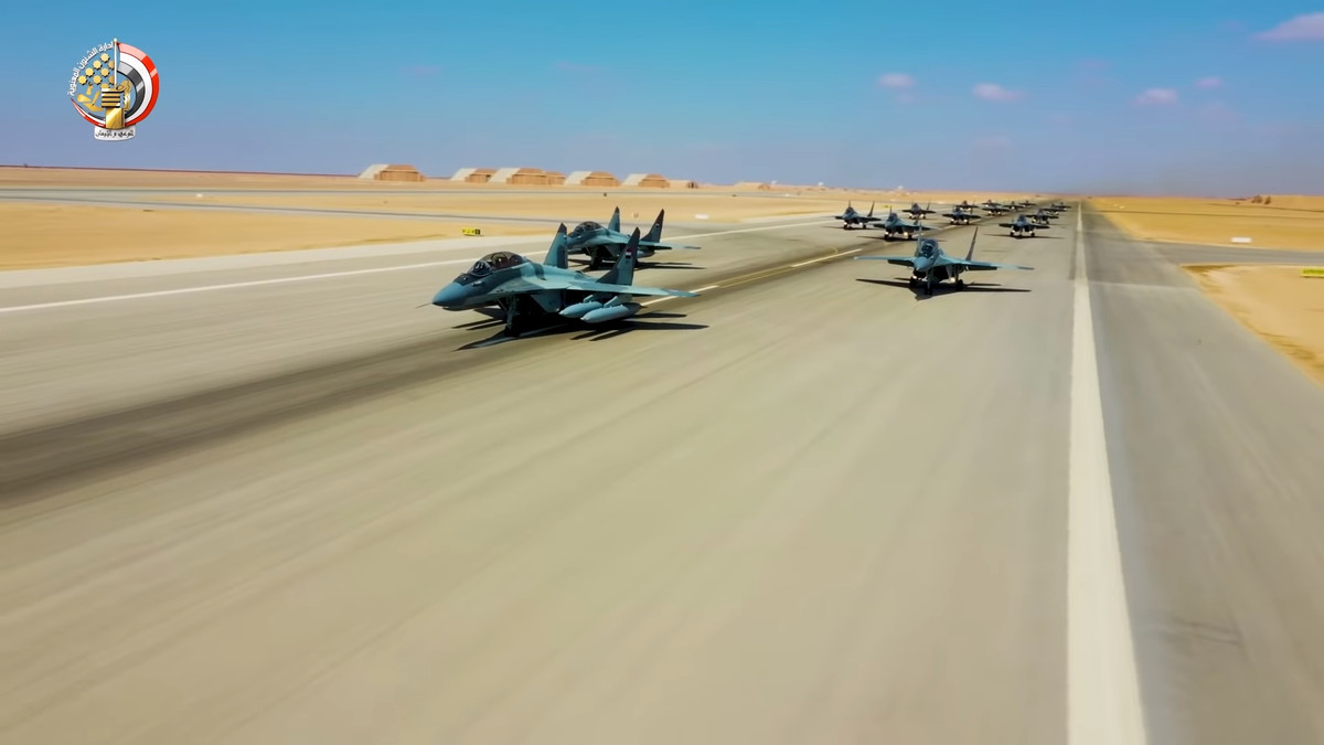 MiG-29M là phiên bản hoàn thiện từ việc kết hợp công nghệ của MiG-29M/M2 và MiG-29K/KUB từng được biết tới với tên gọi MiG-33 trước đây. Nguồn ảnh: Livejournal.