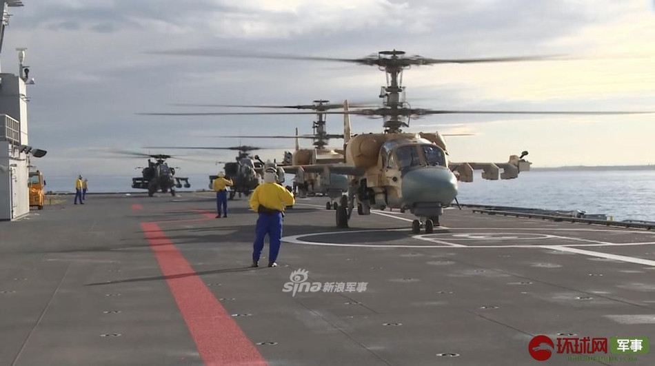 Cụ thể, năm 2012, Hải quân Nga có đặt hàng Pháp đóng hai tàu đổ bộ lớp Mistral và còn dự định đặt tên tàu đổ bộ tấn công này là Vladivistok và Sevastopol . Tới năm 2013, tàu được hoàn thiện và đưa vào thử nghiệm trên biển. Nguồn ảnh: Sina.