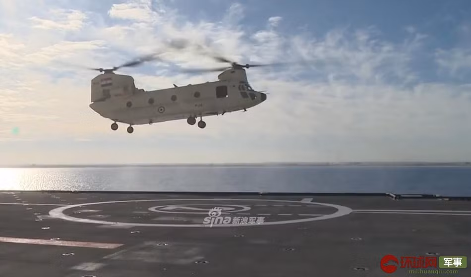 Ngoài việc phục vụ tốt các trực thăng tấn công của Nga, các tàu đổ bộ này còn tương thích tốt với nhiều loại trực thăng khác Ai Cập đang sử dụng trong biên chế. Nguồn ảnh: Sina.