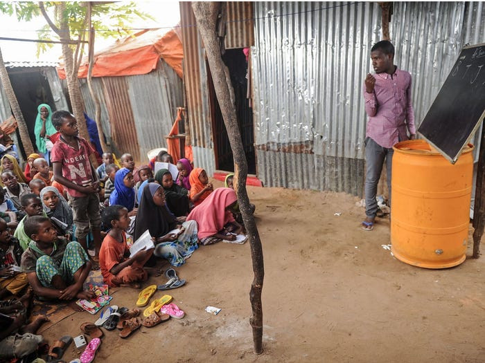 Somali hiện cũng đang trong tình trạng tương tự, sự loạn lạc ở quốc gia này bắt đầu từ thập niên 90 và tới nay, Somali là nơi các chủ nghĩa khủng bố như Al Qaeda và IS trú ngụ. Nguồn ảnh: BI.