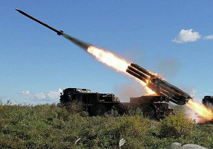 Nó có nhiệm vụ tính toán đường đạn và dữ liệu mục tiêu cho từng bệ phóng.