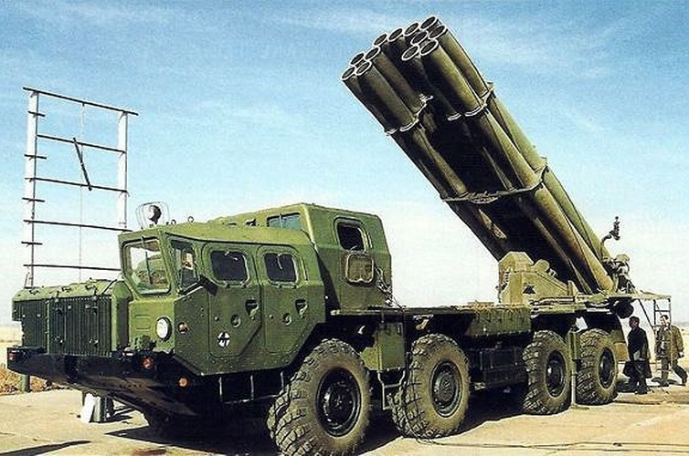 Trên chiến trường, pháo phản lực luôn chứng tỏ sức mạnh hủy diệt của mình. Khả năng công phá mục tiêu cực mạnh, tầm tác chiến rộng, pháo phản lực luôn được ưu tiên trong việc san phẳng cứ điểm phòng bị của đối phương.