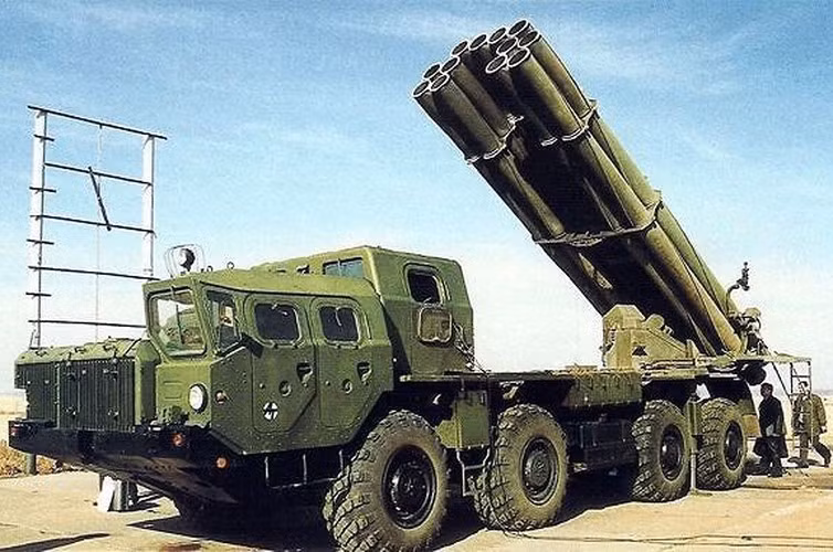 Trên chiến trường, pháo phản lực luôn chứng tỏ sức mạnh hủy diệt của mình. Khả năng công phá mục tiêu cực mạnh, tầm tác chiến rộng, pháo phản lực luôn được ưu tiên trong việc san phẳng cứ điểm phòng bị của đối phương.