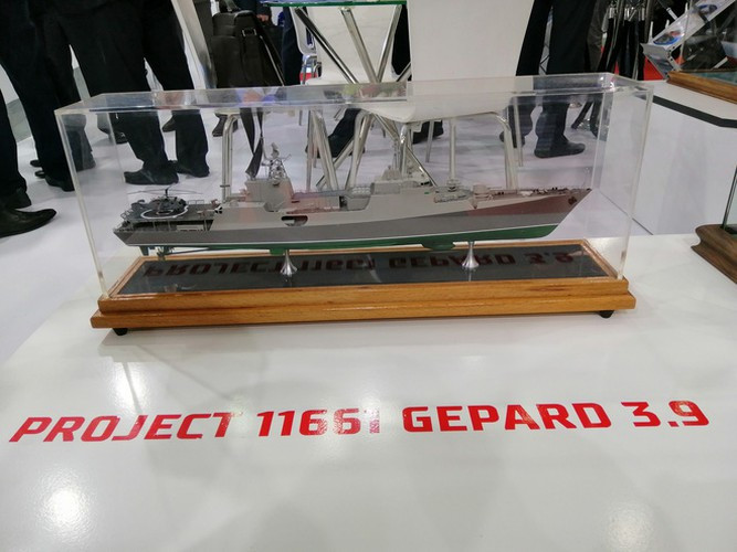 So sánh với tàu hộ vệGepard 3.9 đang phục vụ trong Hải quân Việt Nam thì con tàu có phần thượng tầng được thiết kế lại, trên nóc cabine chỉ huy không còn radar trinh sát Pozitiv-ME cũng như radar điều khiển hỏa lực Mineral-ME nữa mà thay vào đó là một loại khác.