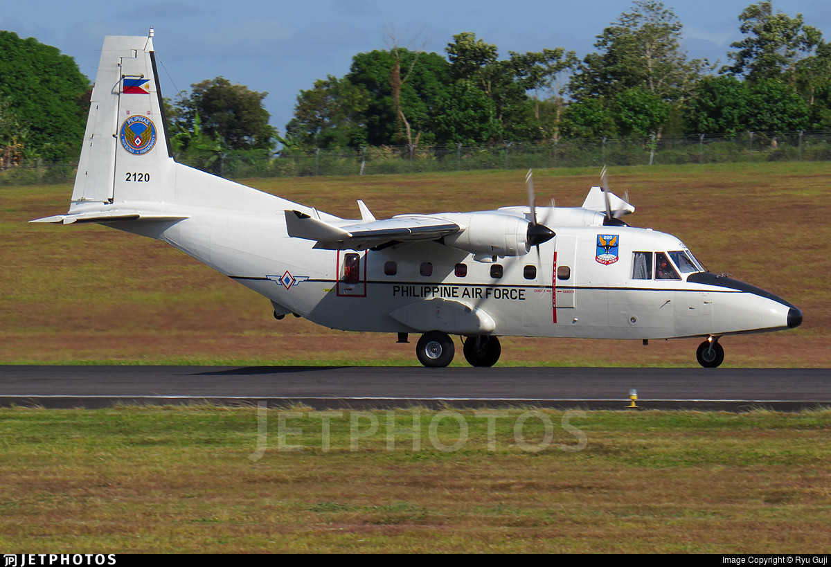 Đây là loại máy bay có phi hành đoàn yêu cầu chỉ hai người, có khả năng mang theo tối đa 26 hành khách hoặc 25 lính dù với đầy đủ trang bị. Nguồn ảnh: Pinterest.