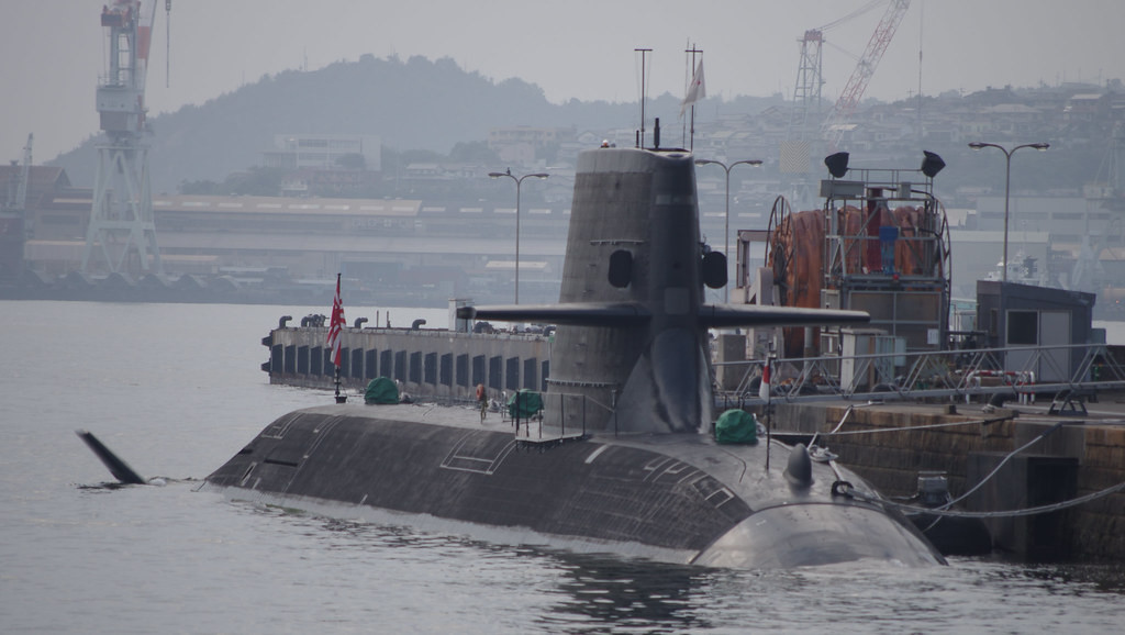 Các tàu ngầm lớp Soryu của Nhật Bản có độ giãn nước 4200 tấn khi lặn - chỉ nhỉnh hơn đôi chút dso với các tàu ngầm lớp Oyashio. Ngoài ra, tàu cũng được trang bị hệ thống động cơ do Kawashaki sản xuất. Nguồn ảnh: QQ.