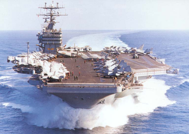 Tổng cộng trong thời gian công tác của mình, tàu USS Abraham Lincoln đã nhận bốn lệnh kéo dài thời gian trực chiến. Tuy nhiên Hải quân Mỹ khẳng định, những lệnh kéo dài thời gian trực chiến là hết sức bình thường trong lực lượng này. Nguồn ảnh: BI.