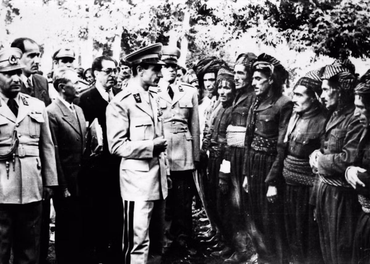 Tuy nhiên tới năm 1979, cuộc Cách mạng Hồi giáo ở Iran đã nổ ra và thành công. Chính quyền thân Mỹ đã bị lật đổ tại Iran, mối quan hệ giữa Tehran và Washington một lần nữa sang trang. Nguồn ảnh: Pinterest.