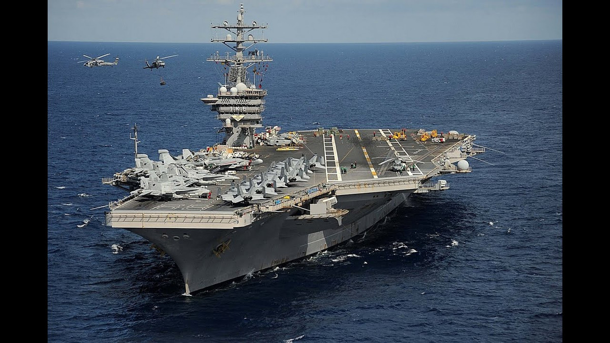 Có độ giãn nước 100.000 tấn, các tàu sân bay lớp Nimitz hiện được coi là lớp tàu sân bay đông đảo và nguy hiểm nhất trên thế giới. Nguồn ảnh: USnavy.