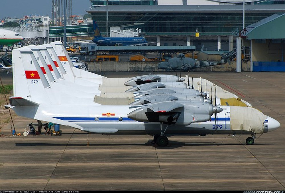 Các máy bay An-26 bị cho về hưu do chúng đã quá tuổi đời phục vụ. Mặc dù Việt Nam rất nỗ lực nâng cấp, sửa chữa nhưng tuổi đời động cơ đã quá cao. Nguồn ảnh: Airliners.