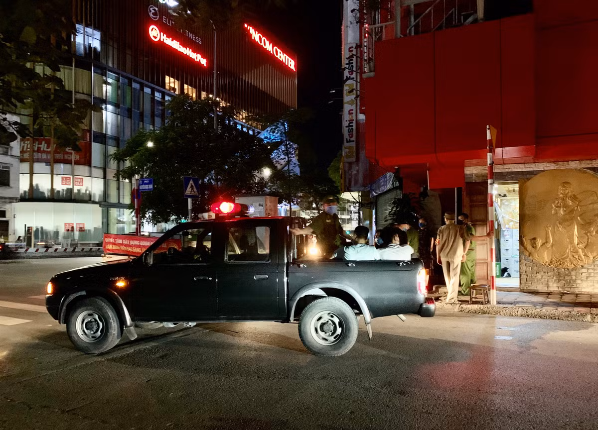 Hiện cơ quan công an đang tiếp tục lấy lời khai của các đối tượng.