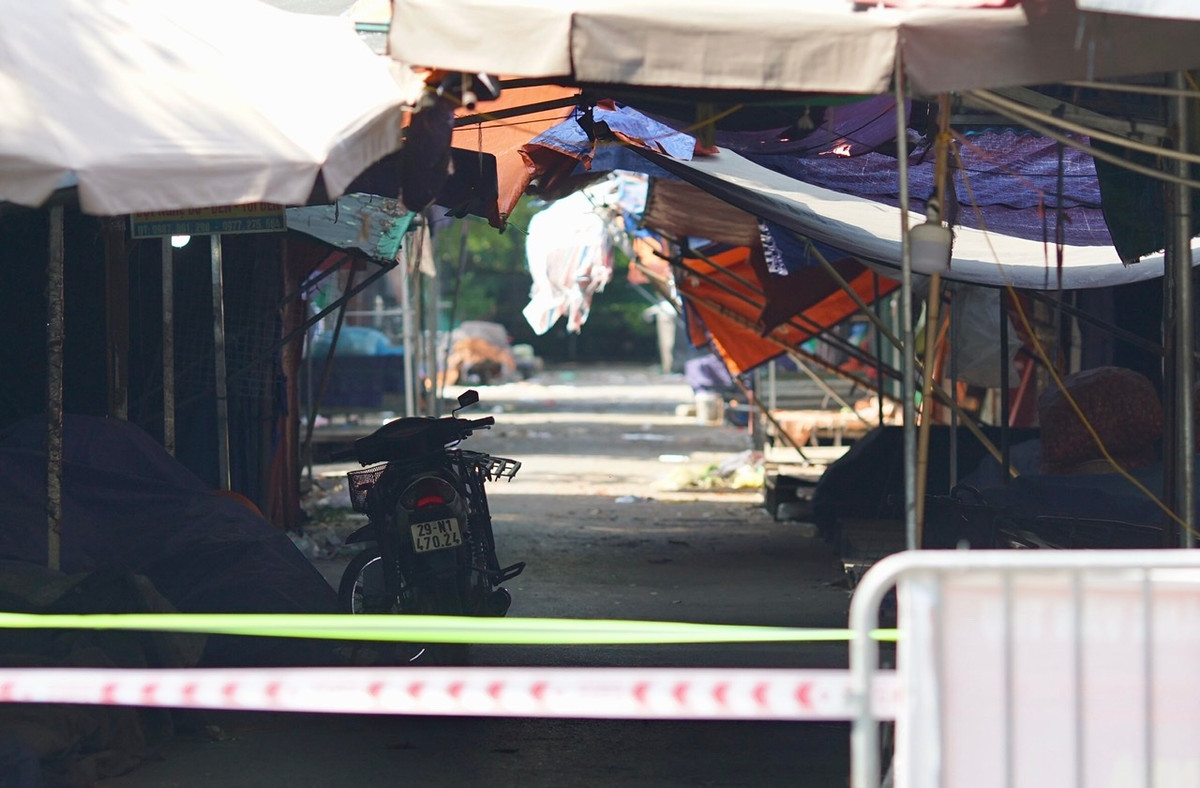 Ông Ngô Sỹ Quý - Chủ tịch UBND phường Hoàng Văn Thụ cho biết, hiện lực lượng chức năng đang tiến hành truy vết những người liên quan đến ca F0 này.