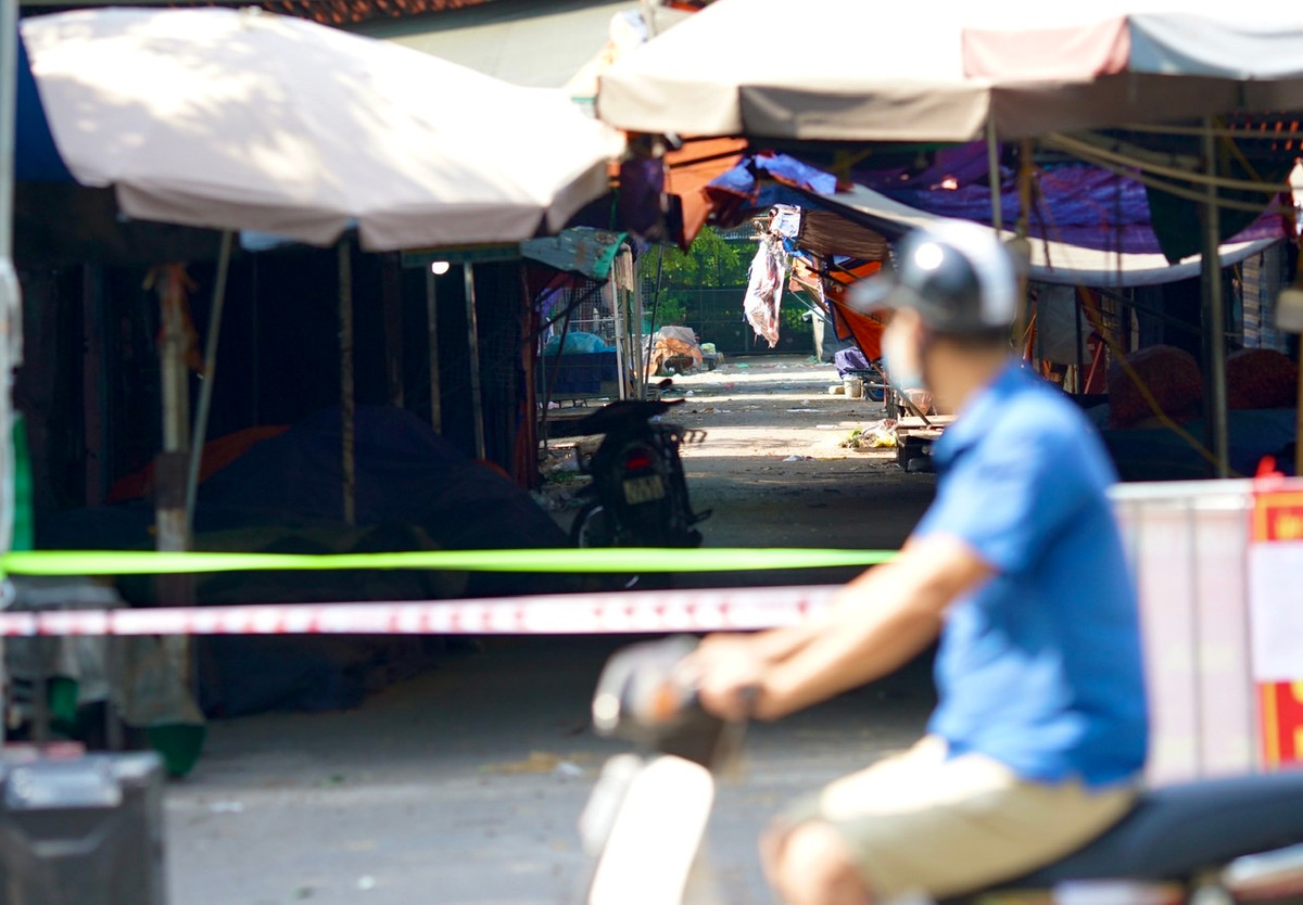 Ngày 27/7, người này đi khám ở Bệnh viện Thanh Nhàn thì phát hiện dương tính với SAR-CoV-2.