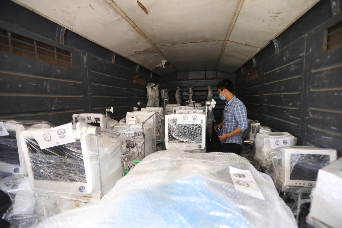 Chiều cùng ngày, tất cả số thiết bị trên sẽ được vận chuyển về địa điểm tập kết.