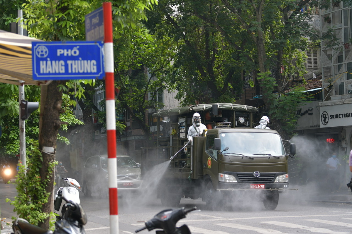 Theo Sở Y tế Hà Nội, đây là những địa điểm có nguy cơ lây nhiễm cao nên cần ưu tiên phun khử khuẩn trước.