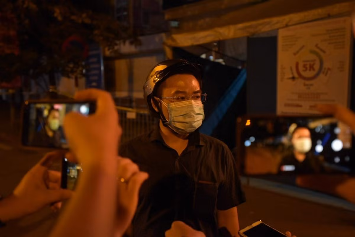 Ông Anh Tuấn - Phó Chủ tịch UBND phường Thanh Nhàn (quận Hai Bà Trưng) cho biết hiện chưa xác định được số người đang ở trong Bệnh viện.