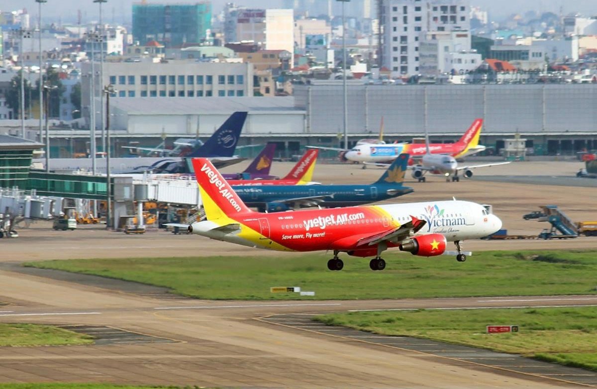 Dung tat ca cac duong bay noi dia cho khach den cac tinh phia Nam