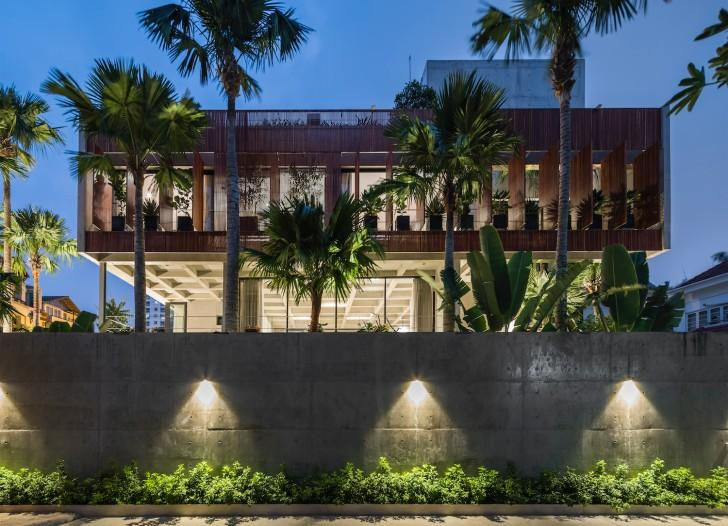 Trong ngôi nhà phần cửa chính là một nơi rất quan trọng, nó được coi là bộ mặt của ngôi nhà. Với các yếu tố kể trên, ngôi nhà của bạn đã hợp phong thủy chưa? Nếu chưa bạn hãy tìm cách khắc phục để đảm bảo cuộc sống tốt nhất cho cả nhà nhé. (*Thông tin chỉ mang tính tham khảo).