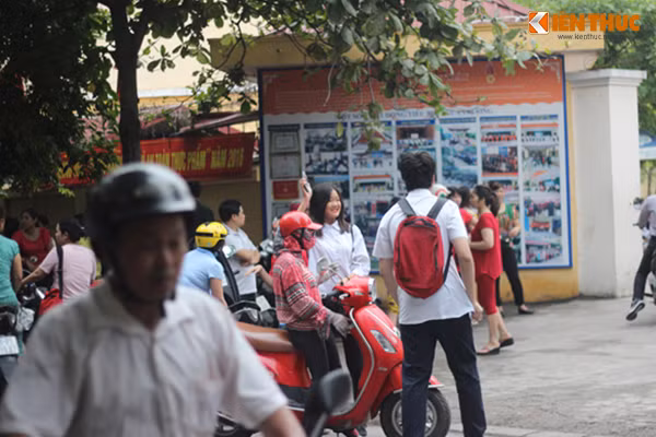 Trong khi một số thí sinh tỏ ra lo lắng thì nhiều em cảm thấy hồ hởi, tự tin trước kỳ thi.