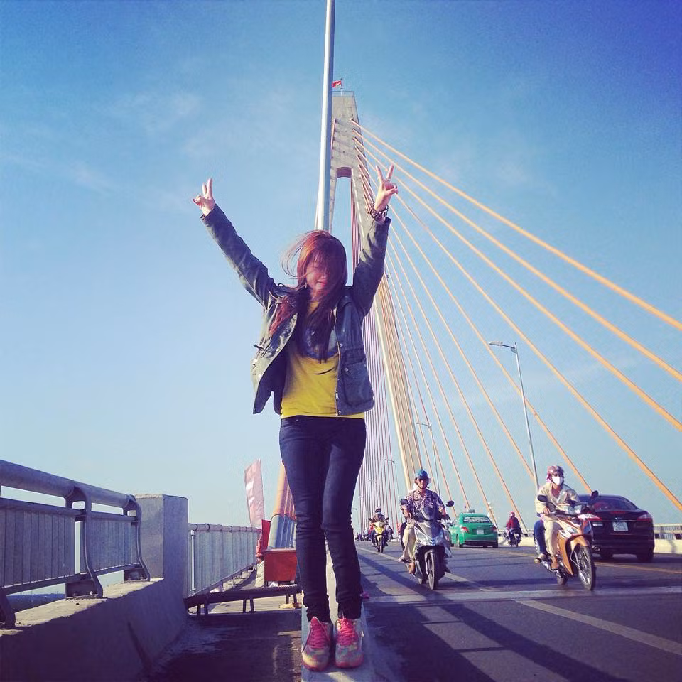 Chỉ từ một clip vui, hiện tại Cát My đã có thêm rất nhiều người bạn, người theo dõi mới trên mạng xã hội. Nhiều dân mạng mong muốn Cát My tiếp tục làm thêm nhiều clip nhại giọng lồng tiếng khác bởi đơn giản họ thấy cô nàng trong các clip này rất đáng yêu.