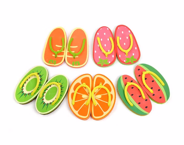 Với những bạn gái ưa thích sự nhẹ nhàng dễ thương hơn thì vẫn chuộng loại đơn giản cá tính này. Ảnh: Thoitranghe. 