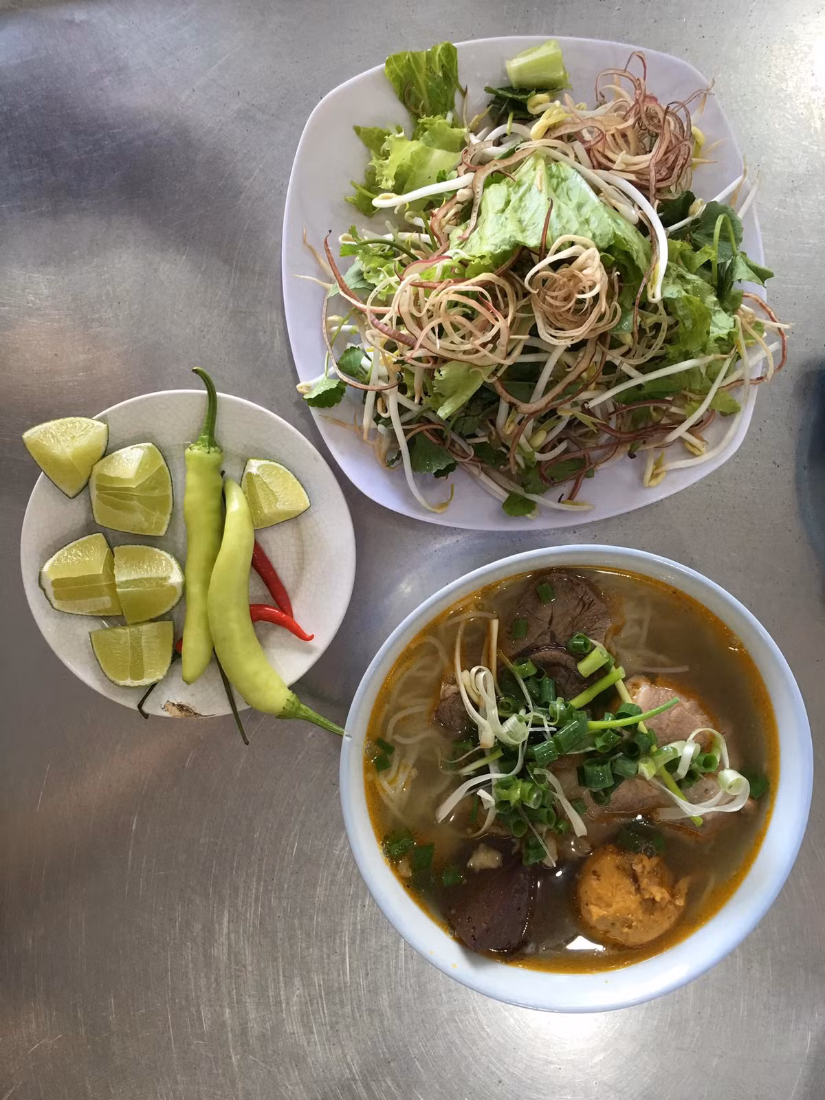 Du lich Quang Binh - Hue cuc vui ma chi ton 3 trieu dong-Hinh-12