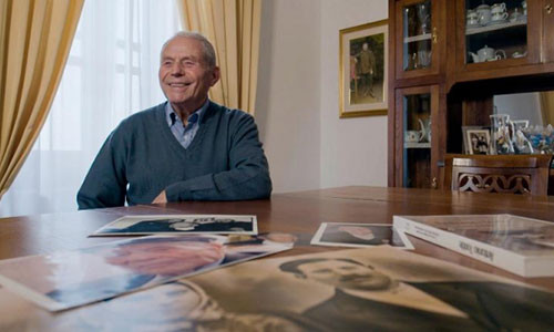 Tonino, con trai của người đàn ông đầu tiên trên thế giới sống thọ hơn 110 tuổi.