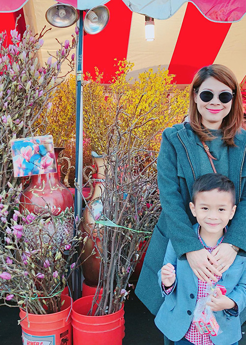 “Búp bê” Thanh Thảo tâm sự: “Và không khí xuân đã về bên ngôi nhà ấm cúng”.