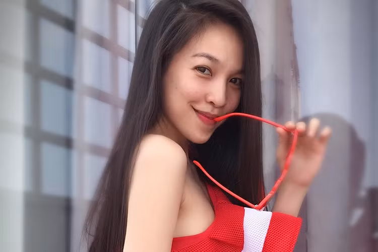 Hiền Thục trẻ trung ở tuổi 37 khiến nhiều người ghen tỵ.