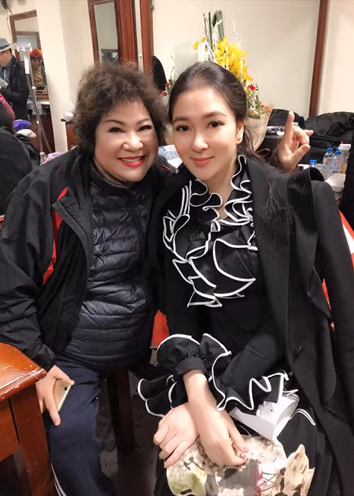 Sau 14 năm đăng quang Hoa hậu Việt Nam và dù ở ẩn, Nguyễn Thị Huyền nhận được sự quan tâm của công chúng. Ảnh: FBNV