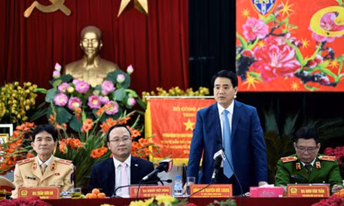 Sáng 20/2, Công an TP Hà Nội tổ chức ra quân cho toàn bộ lực lượng Cảnh sát giao thông (CSGT) đường bộ đường sắt nhằm bảo đảm trật tự an toàn giao thông (ATGT) trên địa bàn Thủ đô đầu năm 2018.