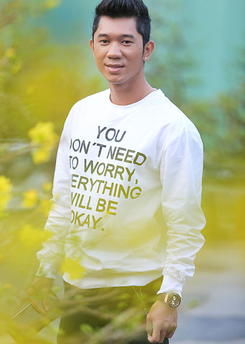 Lương Bằng Quang từng có thời gian yêu sâu đậm Yaya Trương Nhi. Nhưng rồi vì lý do "yêu không có mục đích và chẳng đi đến đâu", cả hai đã đường ai nấy đi. Hiện Lương Bằng Quang dính tin đồn yêu "hotgirl ngực khủng", nhưng anh một mực phủ nhận.