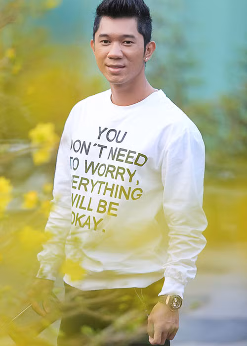 Lương Bằng Quang từng có thời gian yêu sâu đậm Yaya Trương Nhi. Nhưng rồi vì lý do "yêu không có mục đích và chẳng đi đến đâu", cả hai đã đường ai nấy đi. Hiện Lương Bằng Quang dính tin đồn yêu "hotgirl ngực khủng", nhưng anh một mực phủ nhận.