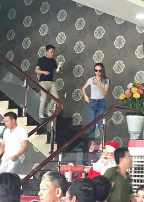 Cũng trong tháng 1/2018, cặp đôi bị bắt gặp bên nhau tại Long Khánh. Ảnh: Khám phá