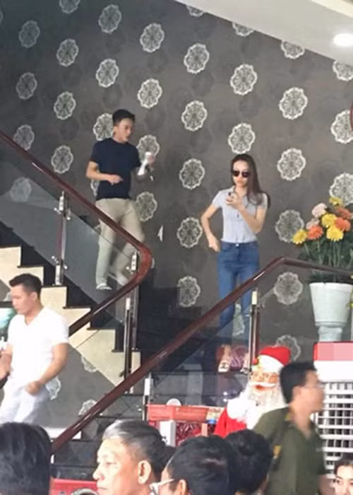 Cũng trong tháng 1/2018, cặp đôi bị bắt gặp bên nhau tại Long Khánh. Ảnh: Khám phá