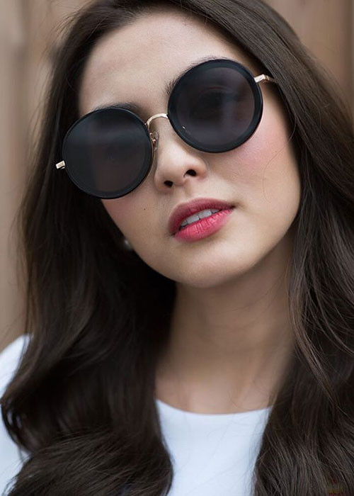 Được ông xã cưng chiều, có 2 nhóc tì kháu khỉnh, ngọc nữ của màn ảnh Việt được nhiều người ngưỡng mộ. Ảnh: FBNV