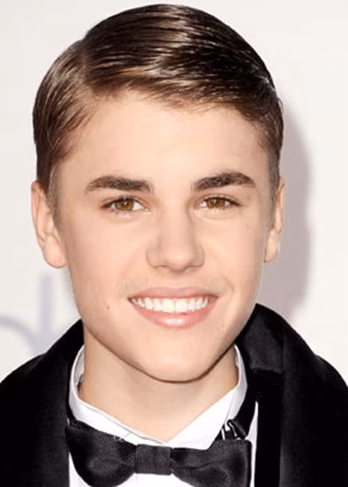 Tuy nhiên, khi ở đỉnh cao của sự nghiệp, giọng ca "Baby" trượt dài với loạt scandal.