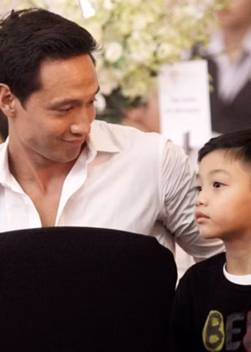 Trước đó, kể từ khi phải lòng Hồ Ngọc Hà, Kim Lý từng nhiều lần chiều chuộng bé Subeo. Ảnh: Vietnamnet