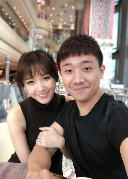 Sau một thời gian hẹn hò, Trấn Thành - Hari Won làm đám cưới vào tháng 12/2016.