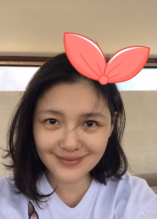 Bị chê mặt mọng béo phì, nữ diễn viên phim "Vườn sao băng" tức tốc giảm cân. Ảnh: Weibo