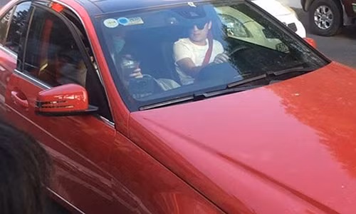 Vào ngày mồng 5 Tết Nguyên Đán, cặp đôi cũng vừa xuất hiện bên nhau khi Nhã Phương hộ tống Trường Giang về Bình Dương quảng bá phim Siêu sao siêu ngố.