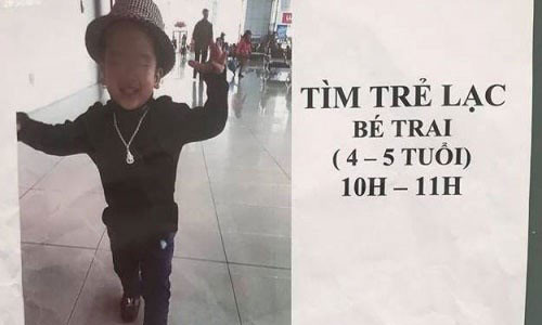 Tờ rơi được gia đình bé B. phát đi tìm kiếm.